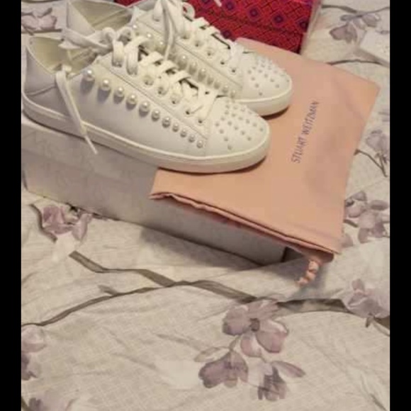 Shoes - Picture 2 of 3